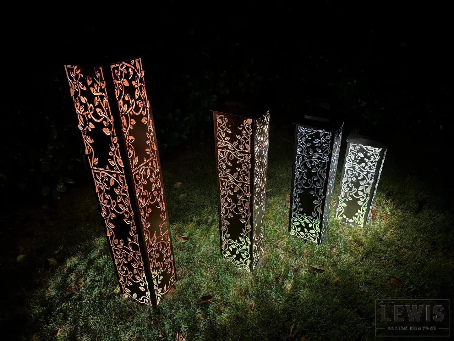 English Ivy Garden Column, Optional Solar Light Cap, Decorative Metal Garden Tower, Outdoor Yard Art, Patio Accent, Modern Garden Decor