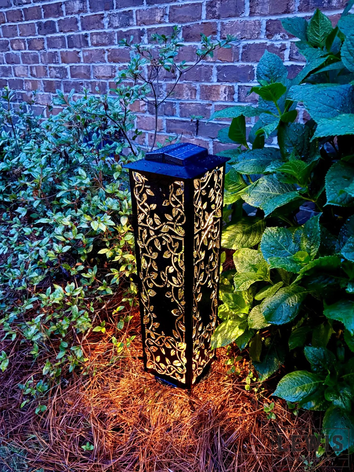 English Ivy Garden Column, Optional Solar Light Cap, Decorative Metal Garden Tower, Outdoor Yard Art, Patio Accent, Modern Garden Decor